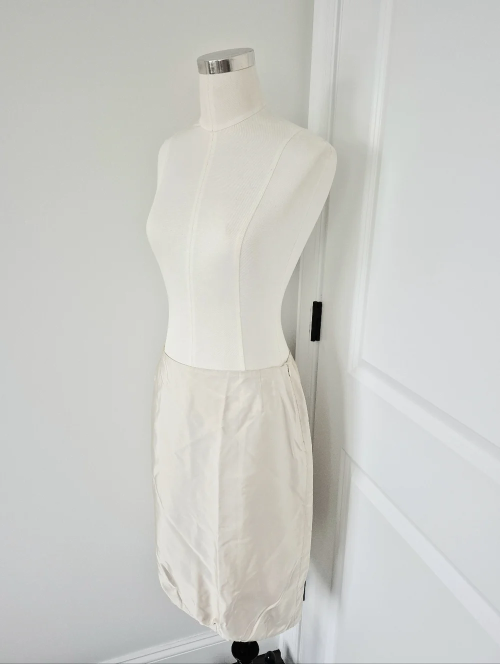 Vtg Prada Italy Talc Radzimir Silk Skirt Classic Party Retro Spring Summer Y2K - Picture 4 of 15